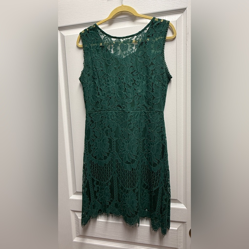 Elegant Green Lace Dress